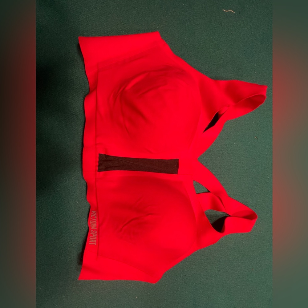 VS Sports Bra